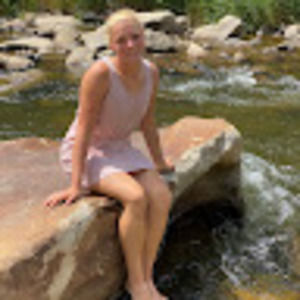 Meet your Posher, Emma